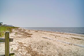 Pet-friendly Villas Vacation Rental: Walk to Bay