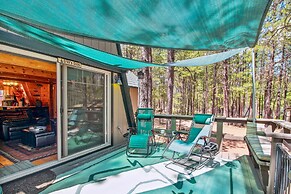Tranquil Forest Lakes Retreat: Yard, Deck & Gazebo