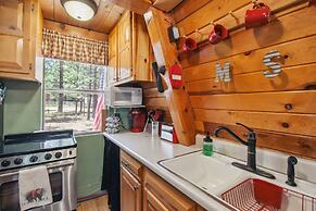 Near Trails: Forest Lake Retreat w/ Backyard Oasis