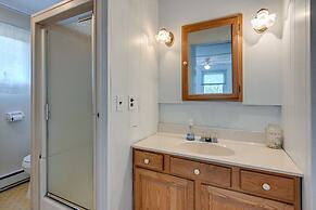 Vibrant Waterfront Vacation Rental on Lake Huron!