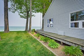 Vibrant Waterfront Vacation Rental on Lake Huron!