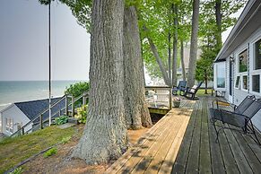Vibrant Waterfront Vacation Rental on Lake Huron!