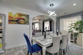 Albuquerque Home w/ Balcony ~ 7 Mi to Rio Grande!