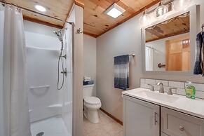 Table Rock Lake Vacation Rental With Swim Dock!