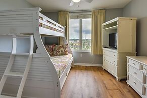 Fort Walton Beach Rental w/ Pool & Hot Tub Access