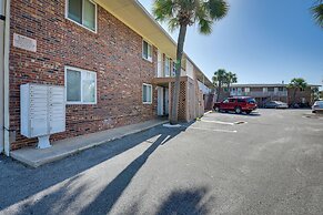 Okaloosa Island Condo Near Boardwalk & Beach!