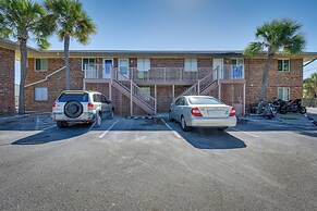 Okaloosa Island Condo Near Boardwalk & Beach!