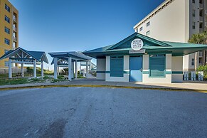 Okaloosa Island Condo Near Boardwalk & Beach!