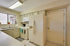 Cozy Arizona Retreat w/ Pool Access, Patio & Grill