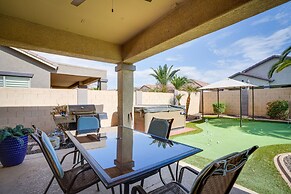 Luxe Surprise Home: Pool, Putting Green & Hot Tub!