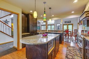 Frisco River Home: On Bike Path & Near Main St!