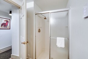 Hot Tub & Deck: Family-friendly Frisco Townhome!