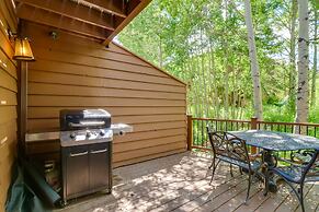 Hot Tub & Deck: Family-friendly Frisco Townhome!