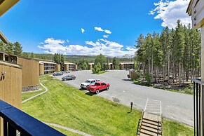 Cozy Winter Park Condo: Bike, Ski, & Hike!