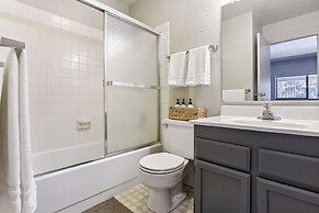 Cozy Winter Park Condo: Bike, Ski, & Hike!