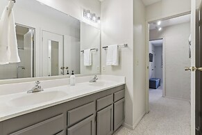 Cozy Winter Park Condo: Bike, Ski, & Hike!