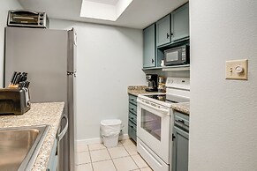 Walk to Ski Lift + Hot Tub: Copper Mountain Condo