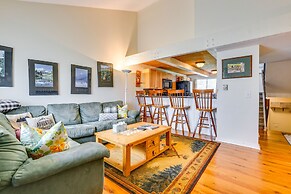 Family-friendly Fraser Condo w/ Heated Pool Access