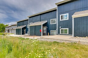 Family-friendly Fraser Condo w/ Heated Pool Access