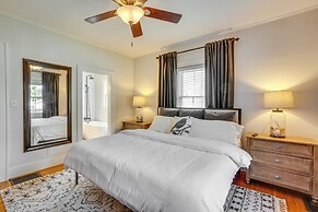 Charming Louisville Retreat w/ Patio & Fireplace!