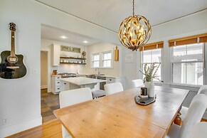 Charming Louisville Retreat w/ Patio & Fireplace!