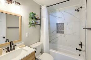 Vero Beach Vacation Rental: Pool & Putting Green!