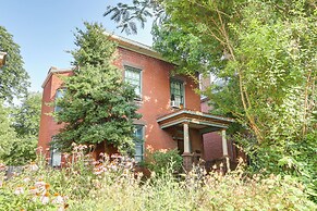 Louisville Vacation Rental 2 Mi to Churchill Downs