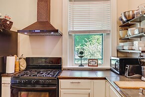 Louisville Vacation Rental 2 Mi to Churchill Downs