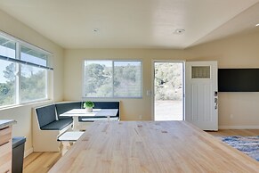 Comfy Oakhurst Duplex Near Hiking & Sightseeing!