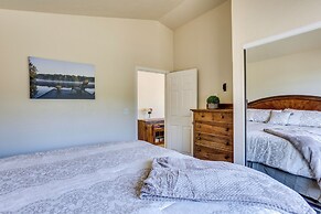 Comfy Oakhurst Duplex Near Hiking & Sightseeing!