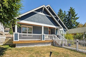 Cheery Tacoma Vacation Rental: 7 Mi to Owen Beach!