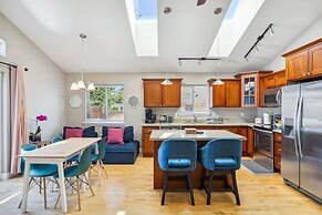 Cheery Tacoma Vacation Rental: 7 Mi to Owen Beach!