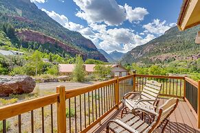 Stunning Ouray Escape w/ Panoramic Mountain Views!