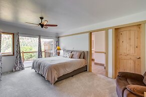 Stunning Ouray Escape w/ Panoramic Mountain Views!