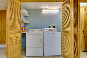 Mendon Home w/ Hot Tub, Fire Pit & Near Skiing!