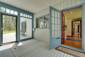 Mendon Home w/ Hot Tub, Fire Pit & Near Skiing!