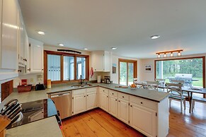 Mendon Home w/ Hot Tub, Fire Pit & Near Skiing!