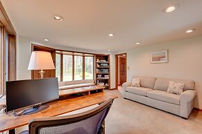 Mendon Home w/ Hot Tub, Fire Pit & Near Skiing!