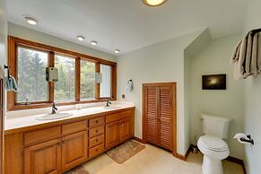 Mendon Home w/ Hot Tub, Fire Pit & Near Skiing!