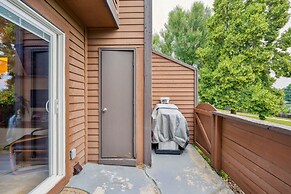Charming Lafayette Getaway With Fireplace!