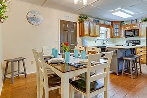Tranquil Navarre Vacation Rental ~ 3 Mi to Beach
