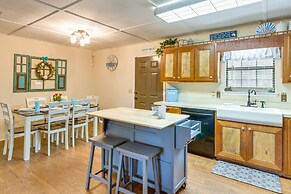 Tranquil Navarre Vacation Rental ~ 3 Mi to Beach