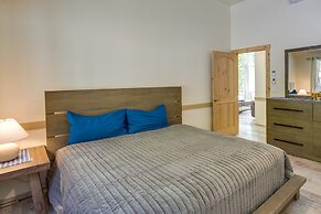 Riverfront Ouray Vacation Home ~ 1 Mi to Downtown!