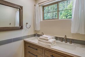 Riverfront Ouray Vacation Home ~ 1 Mi to Downtown!