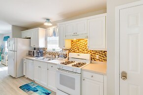 Fenced & Private Backyard: Navarre Retreat