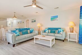 Fenced & Private Backyard: Navarre Retreat