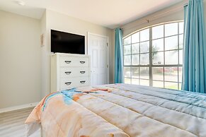 Fenced & Private Backyard: Navarre Retreat