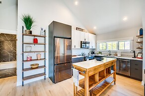 14 Mi to Dtwn Denver: Sleek Westminster Home