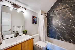 14 Mi to Dtwn Denver: Sleek Westminster Home