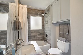 Port Neches Home Rental: Walk to Tugboat Island!